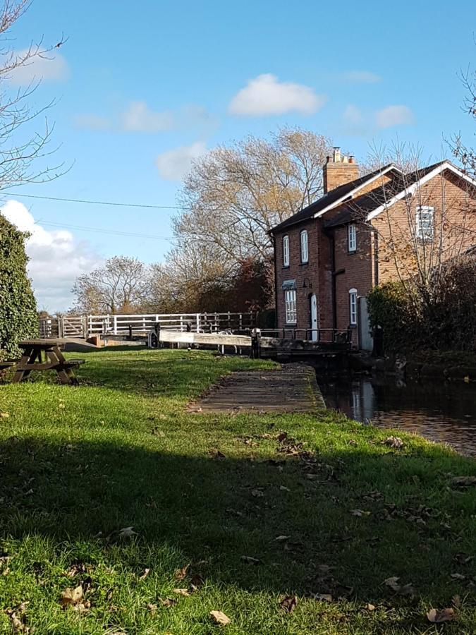 Foxes Field B&B Aston Nantwich Wrenbury Exterior foto